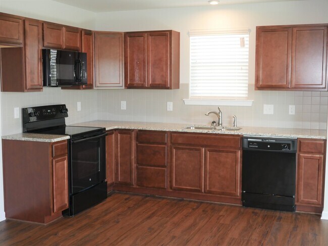 Building Photo - 5733 Midstream Cir