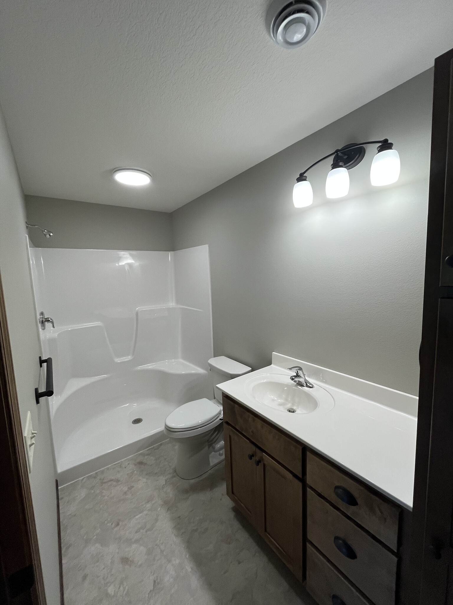 Building Photo - 634 Veronica Ct