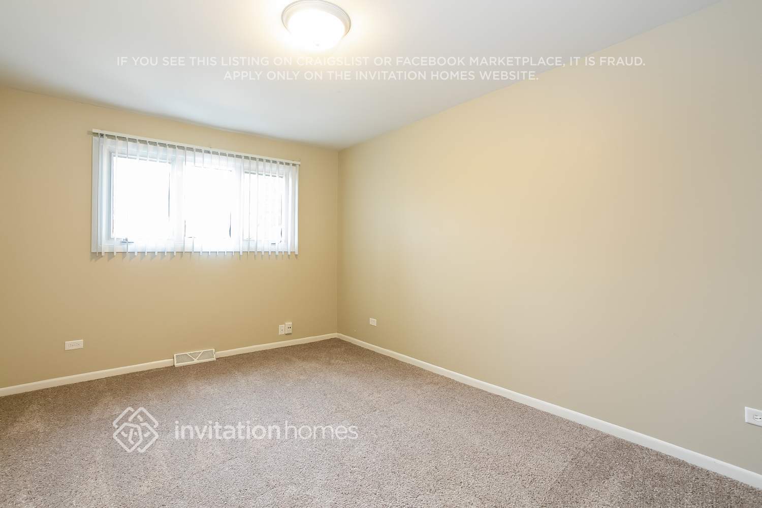 Building Photo - 6425 180th Pl