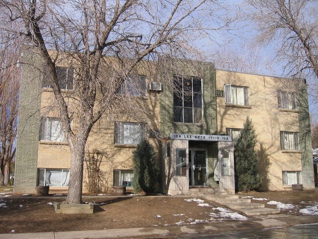 Building Photo - Sara Max Apartments