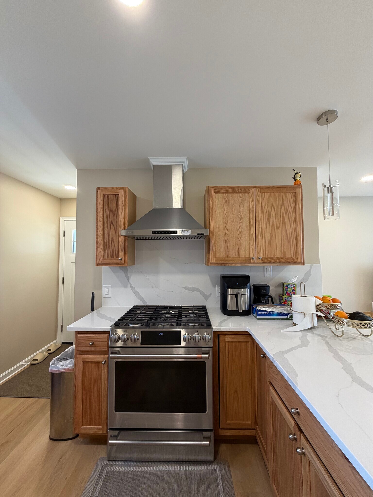 Building Photo - 6524 Greenleaf St