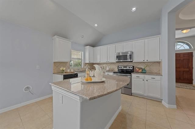 Building Photo - 11913 Summer Springs Dr