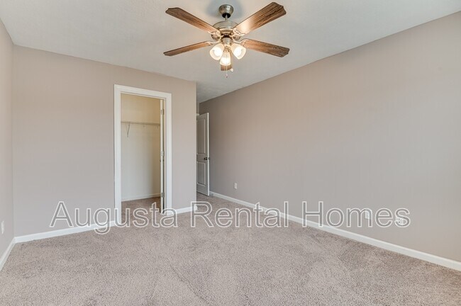 Building Photo - 171 Caroleton Dr