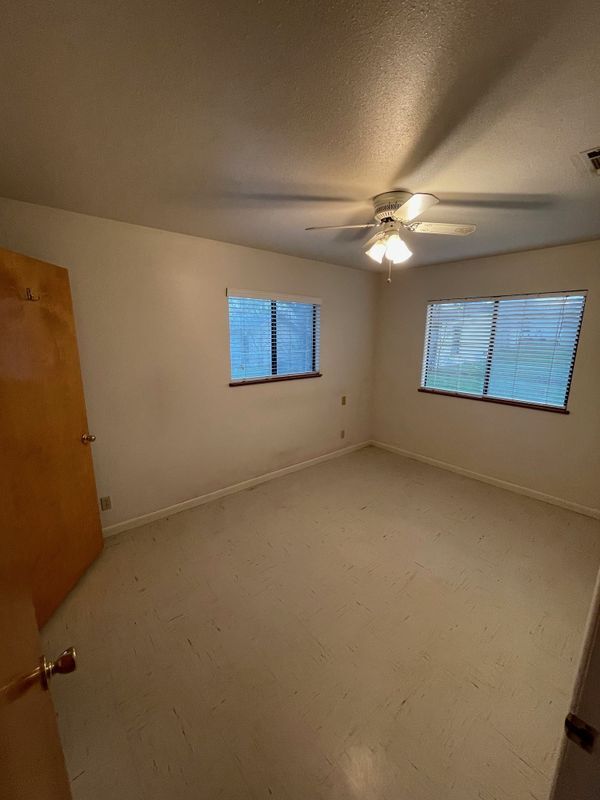 Building Photo - 605 Blanco St