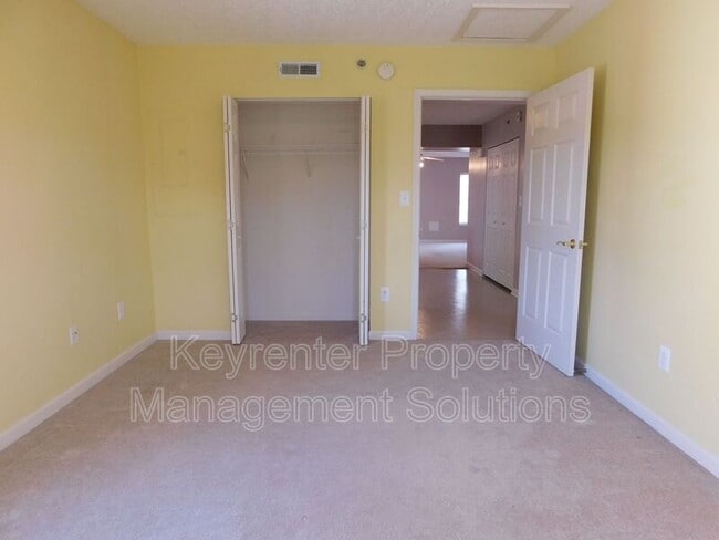 Building Photo - 24 Rose Garden Ln
