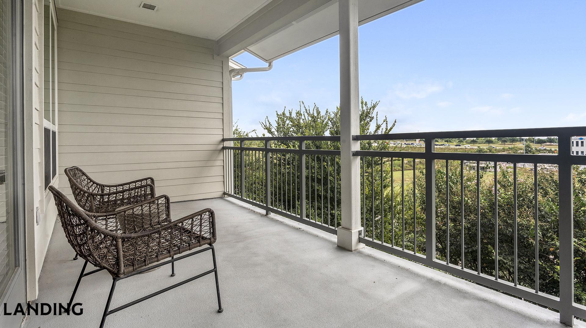 Building Photo - 4300 Cromwell Dr