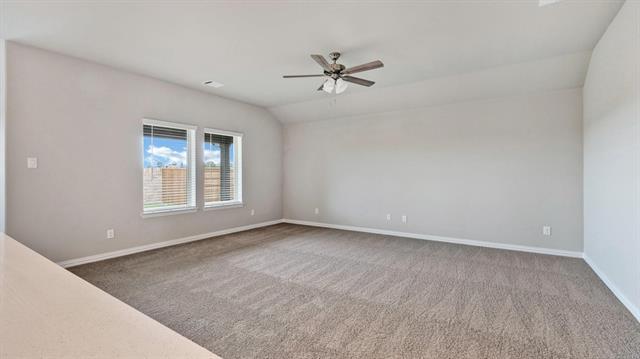 Building Photo - 2106 Sandpiper Wy