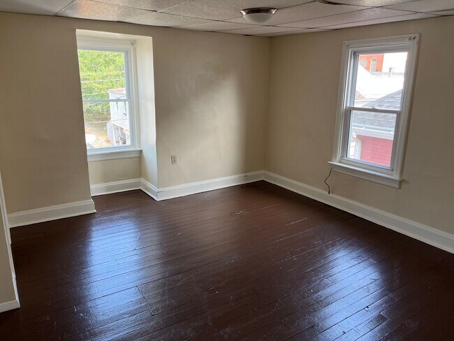 Building Photo - 228 S. Locust Street