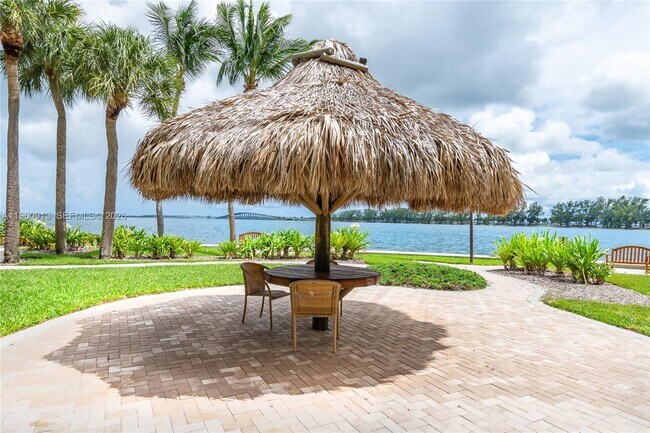 Building Photo - 2451 Brickell Ave