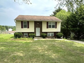 Building Photo - Single Family Home in Wakefield Valley