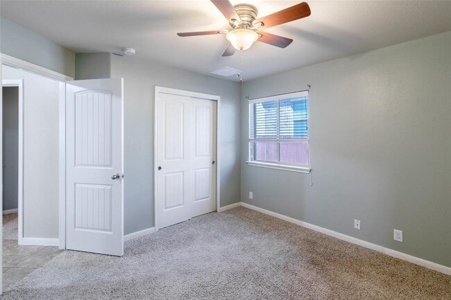 Building Photo - 1310 Sunny Meadows Loop