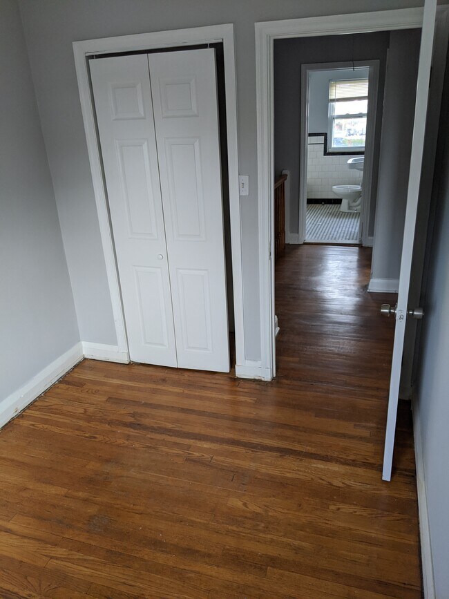 3rd bedroom - 1929 E Belvedere Ave