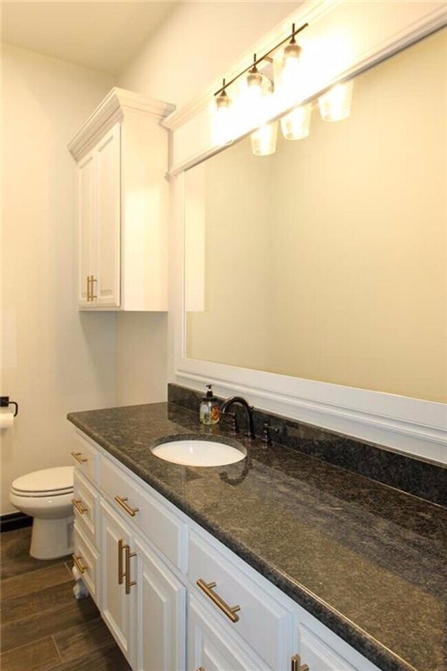 Building Photo - 4001 Sam Gordon Dr