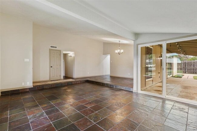 Building Photo - 5009 Pemberton Ln