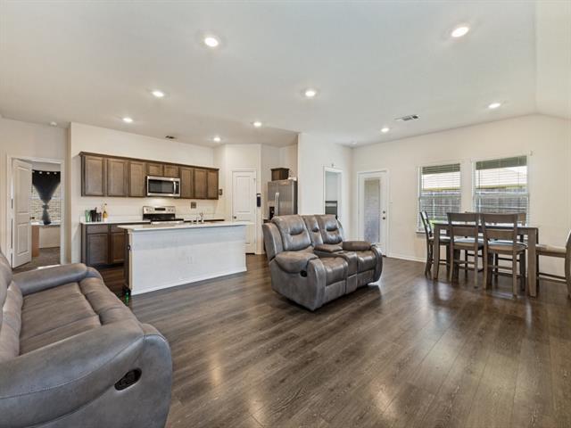 Building Photo - 15127 Athena Dr