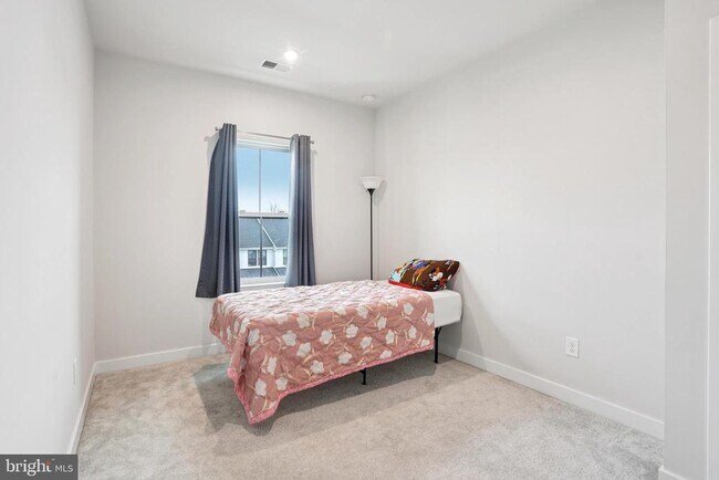 Building Photo - 47 Rosemary Wy