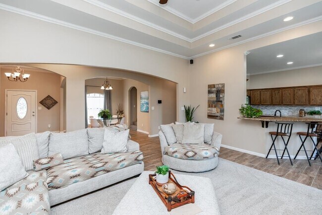 Building Photo - 6805 Aquarius