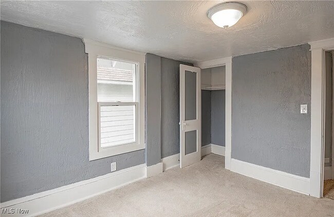 Building Photo - Now Leasing Spacious 4-Bedroom Home in University Park!