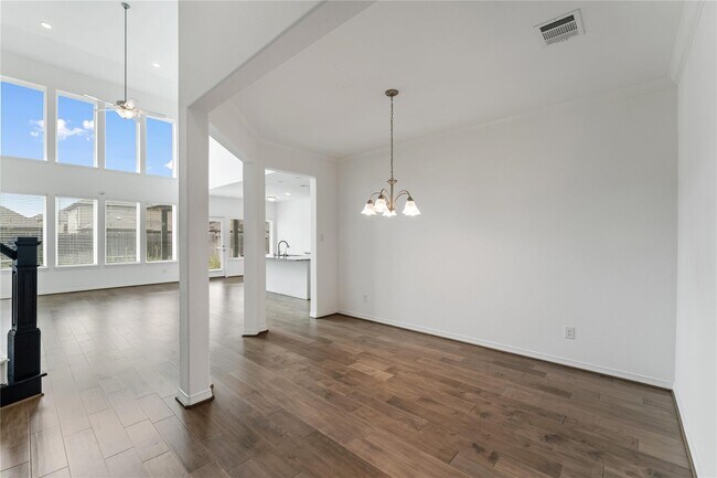 Building Photo - 3614 Windward Canyon Dr