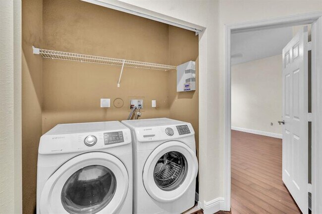 Building Photo - 13227 SW 42nd St