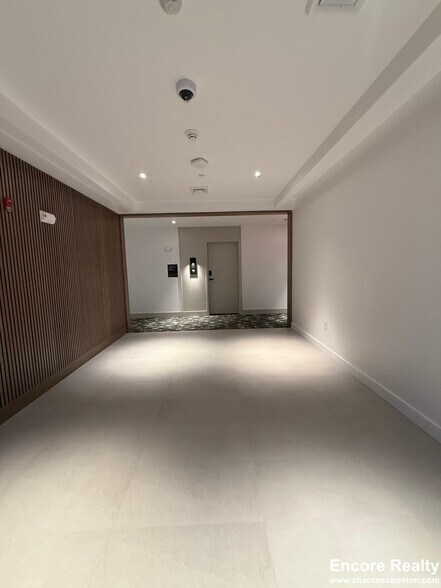 Building Photo - 199 Gardner St