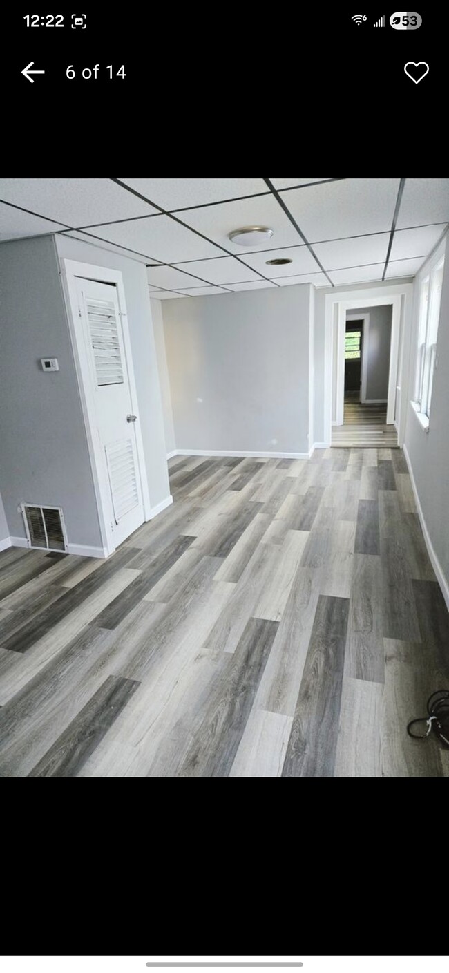 Building Photo - 25 Stuyvesant St