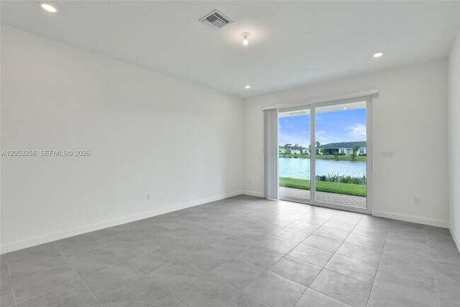Building Photo - 3783 Harborside Ave