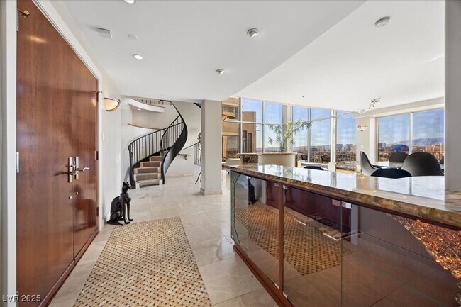 Building Photo - 3111 Bel Air Dr