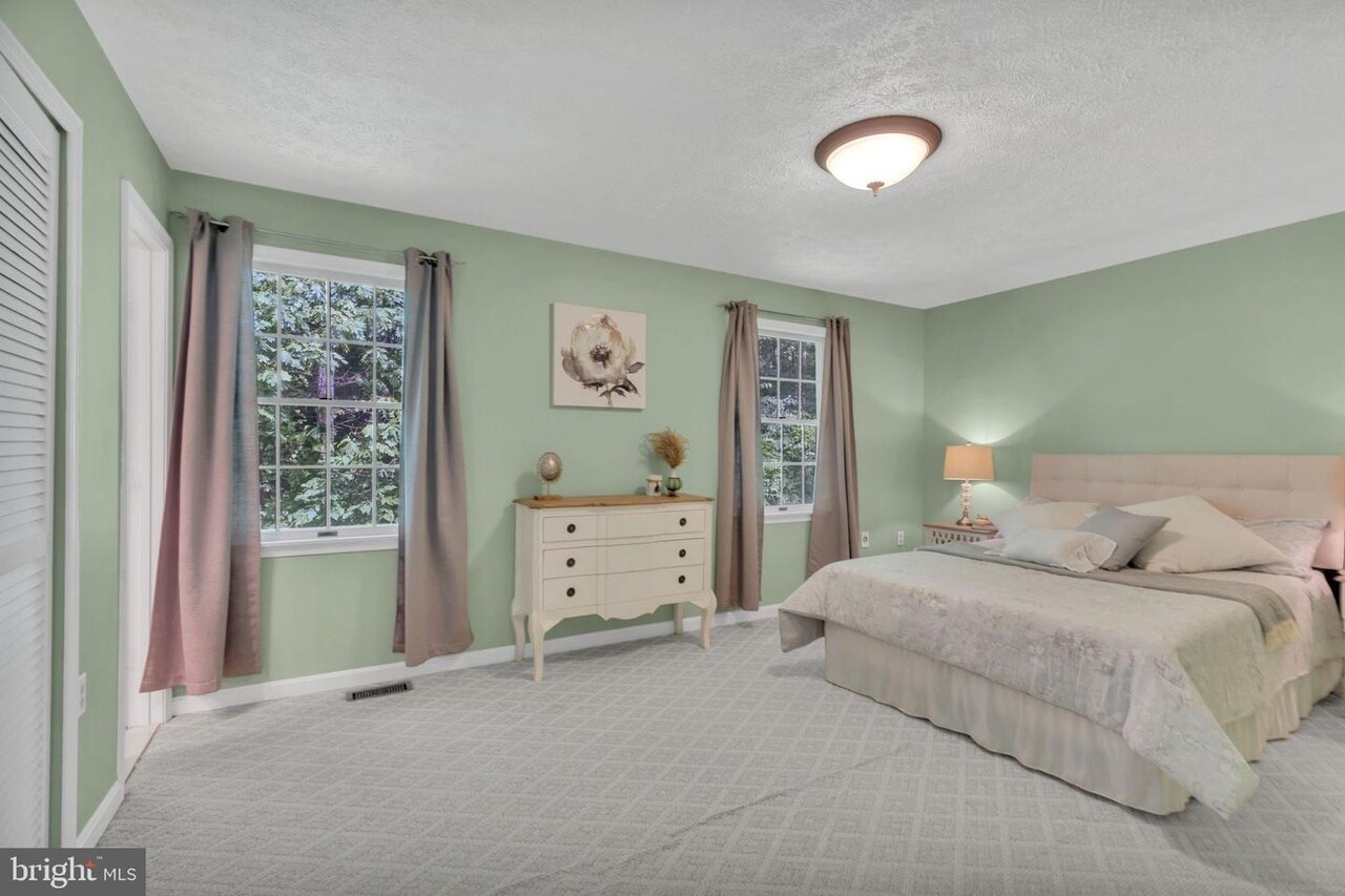 Building Photo - 1344 Grant St