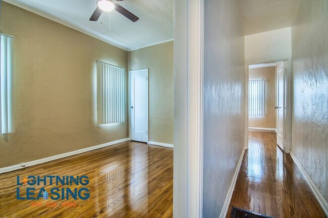 Building Photo - 6137 Saturn St