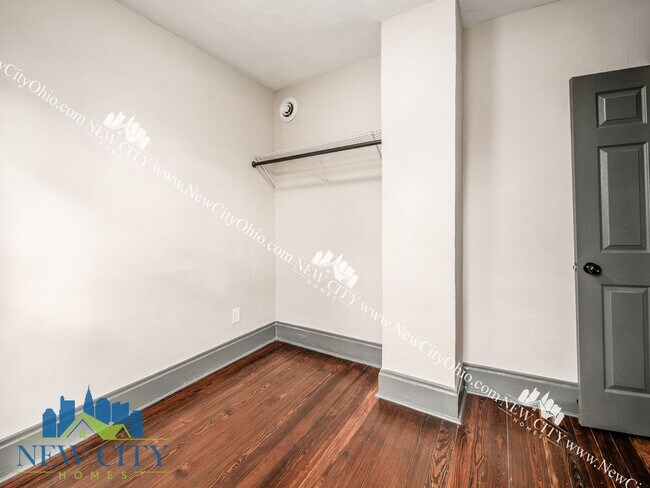 Building Photo - 91-93 Dana Avenue, Columbus, OH 43222