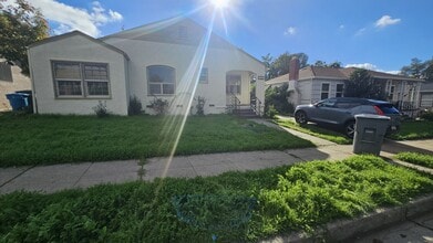 Building Photo - 2545 Nevada Ave