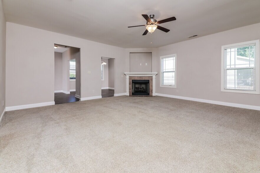 Building Photo - 38 Birdo Point Way