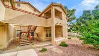 Building Photo - 520 Arrowhead Trail
