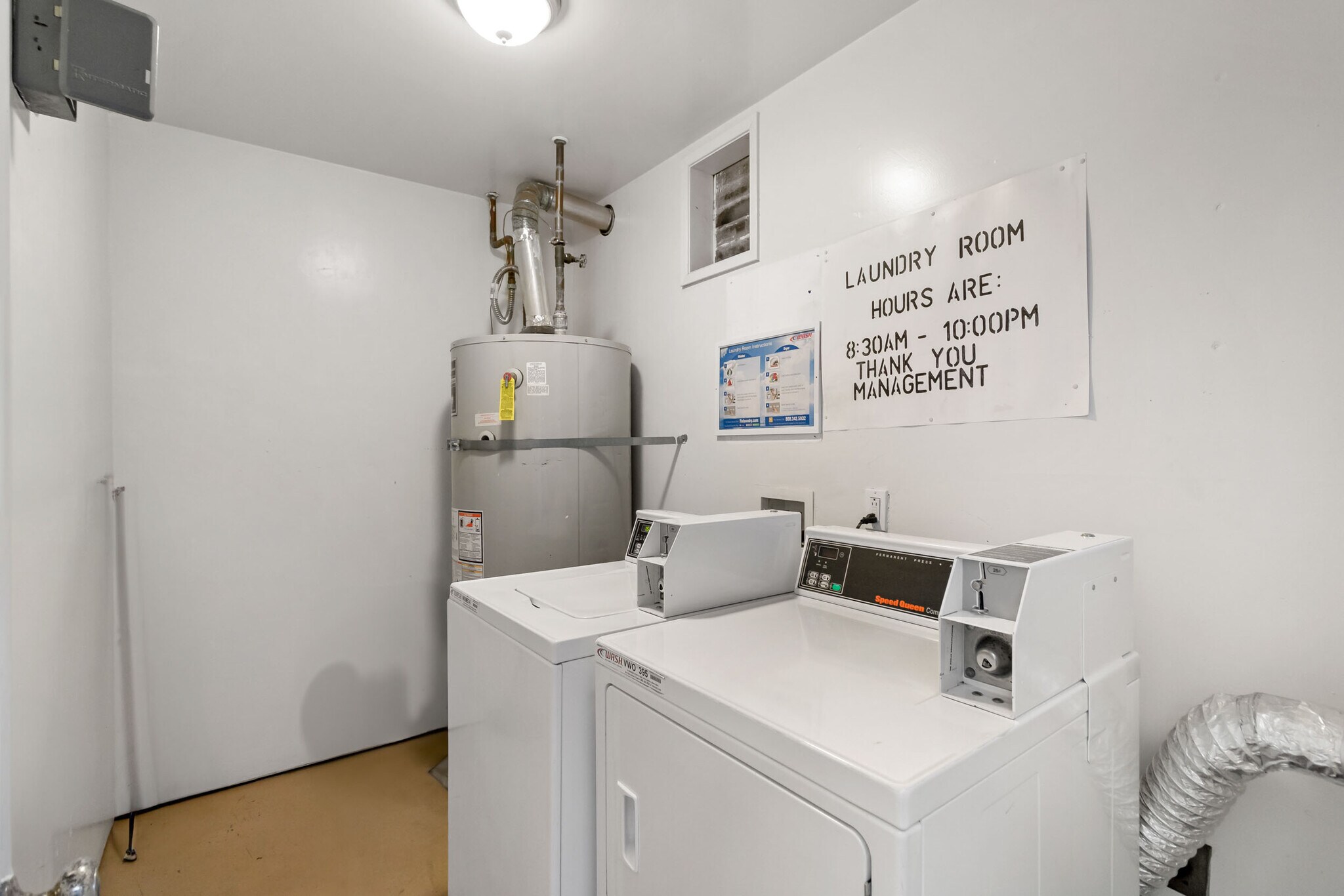 Building Photo - 3319 Nevin Ave