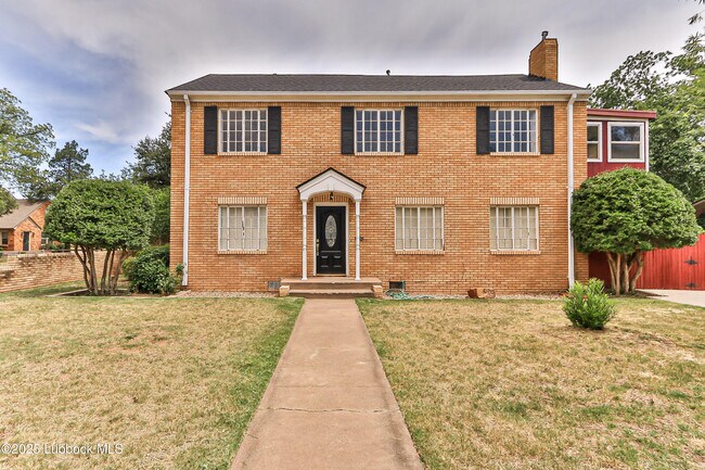 Primary Photo - 2324 17th St