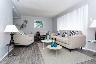 Interior Photo - Las Lomas Apartments