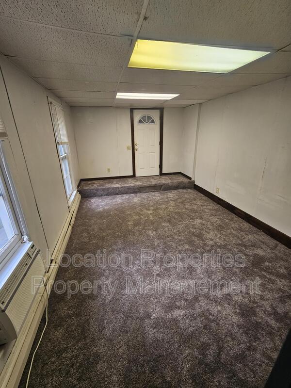 Building Photo - 925 Alabama St