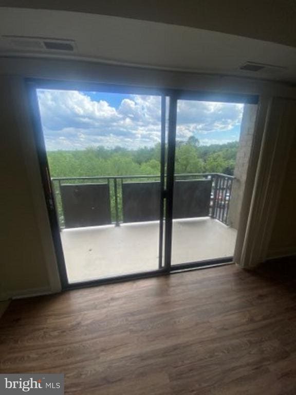 Building Photo - 3100 S Manchester St