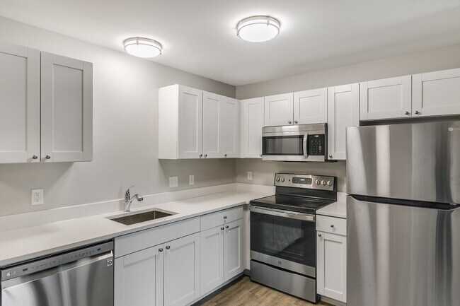 Floorplan - Westlake Place Apartments