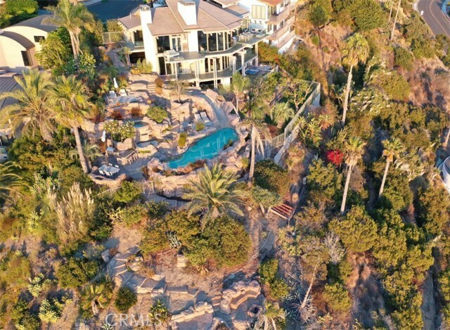 Building Photo - 709 Kendall Dr
