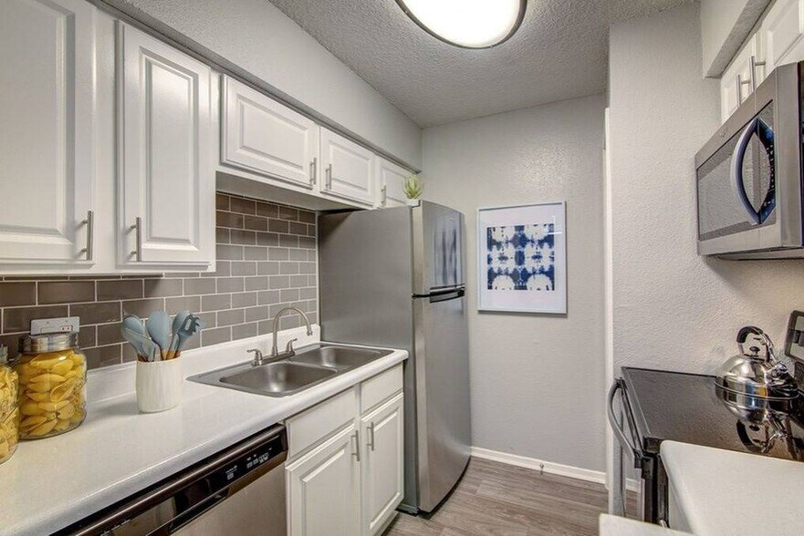 Bar Harbor Apartment Homes 2601 N Repsdorph Rd Seabrook TX 77586