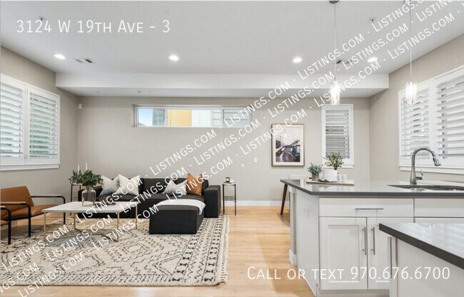 Building Photo - 3124 W 19th Ave