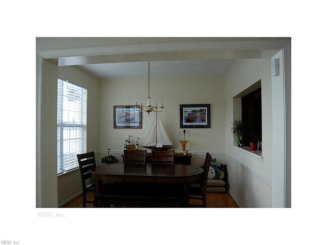 Building Photo - LAKE FRONT CONDO