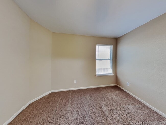 Building Photo - 5702 Ranch Prairie Tr