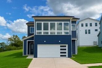 Building Photo - 1624 Boxwood Dr