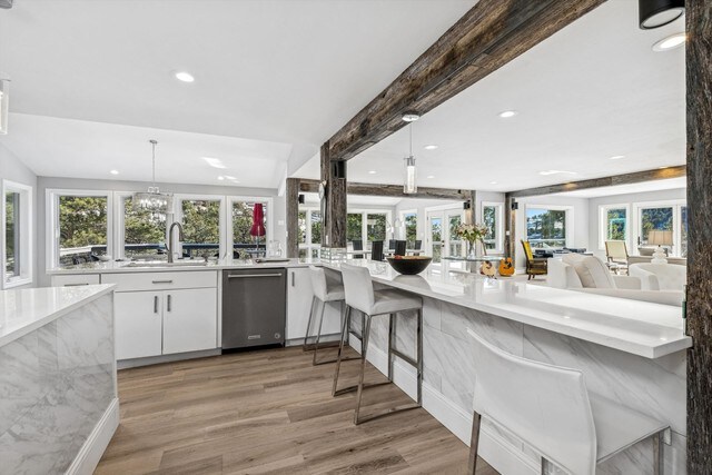 Building Photo - 2990 Linden Dr