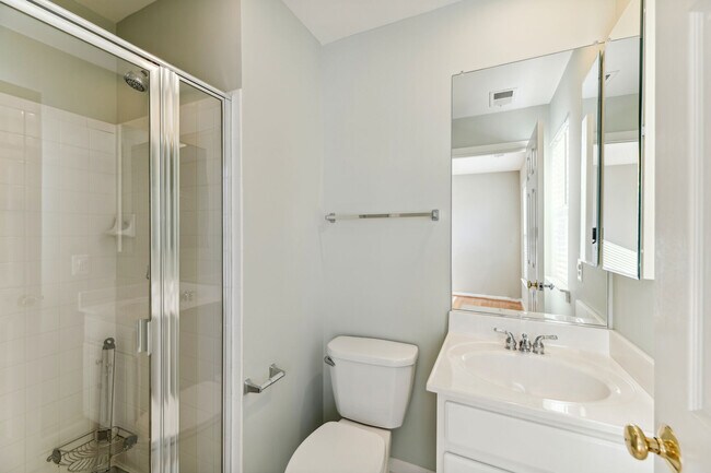 Bathroom (Bedroom 2) - 1210 W St NW