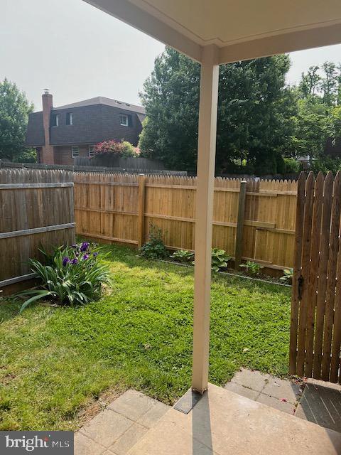 Building Photo - 429 Hampton Ct