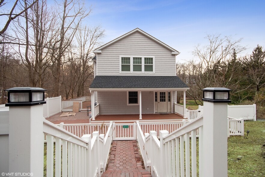 front exterior - 275 croton dam road